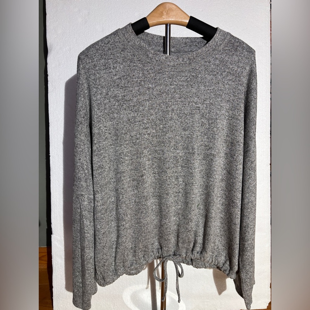 Aerie Heathered Gray Knit Top
